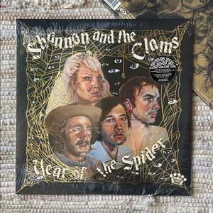 Shanon And The Clams - “Year Of The Spider” Vinyl LP